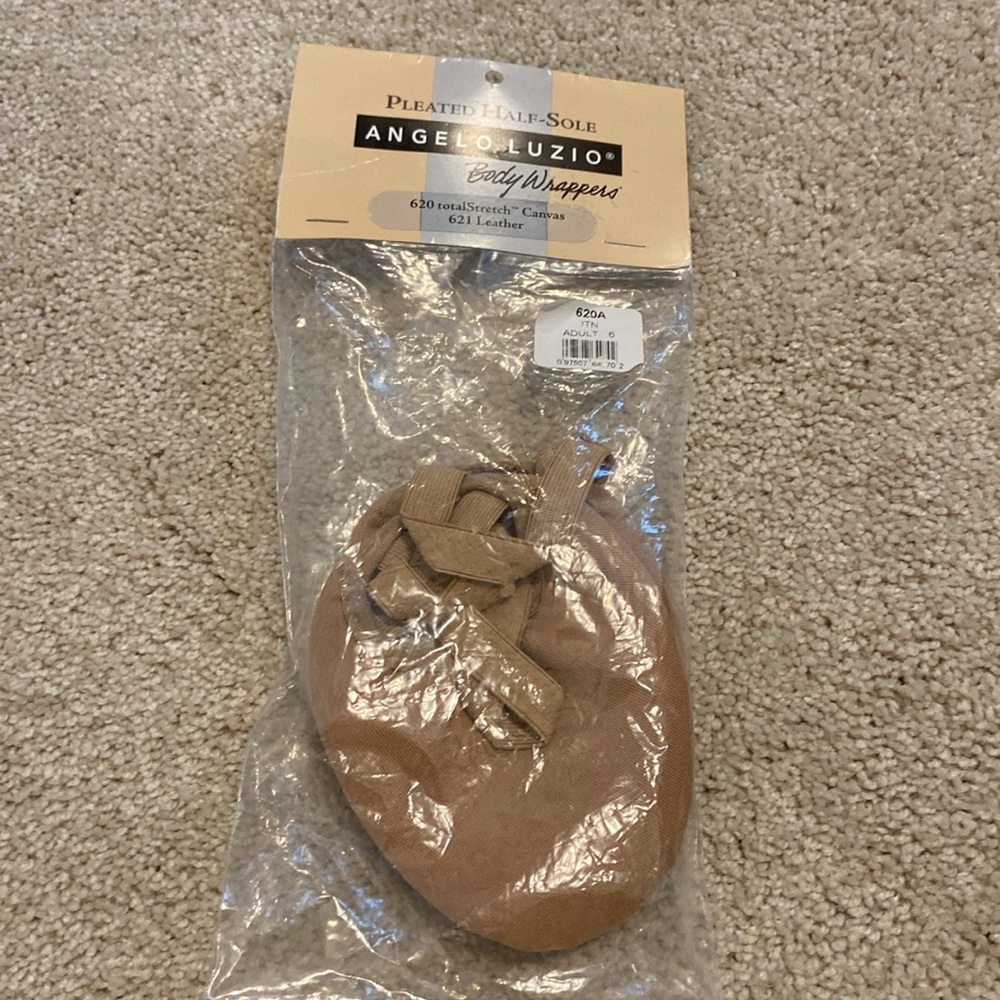 Body Wrappers pleated Half-Sole
